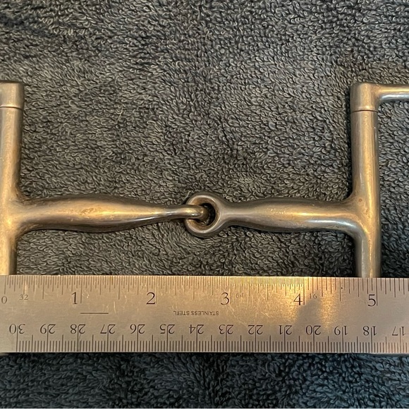 English riding D-Ring Snaffle Bit - Picture 3 of 3